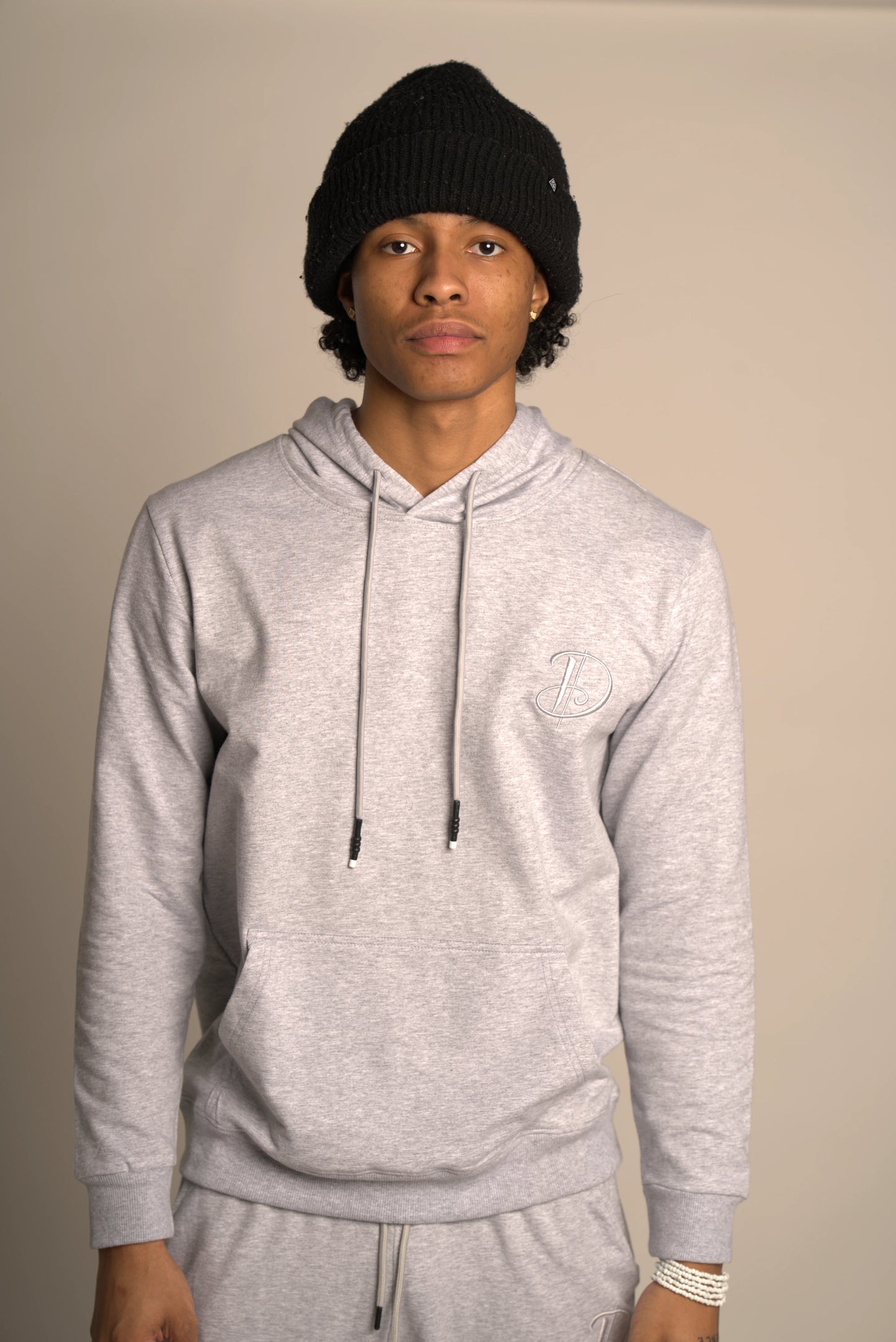 D-Hoodie