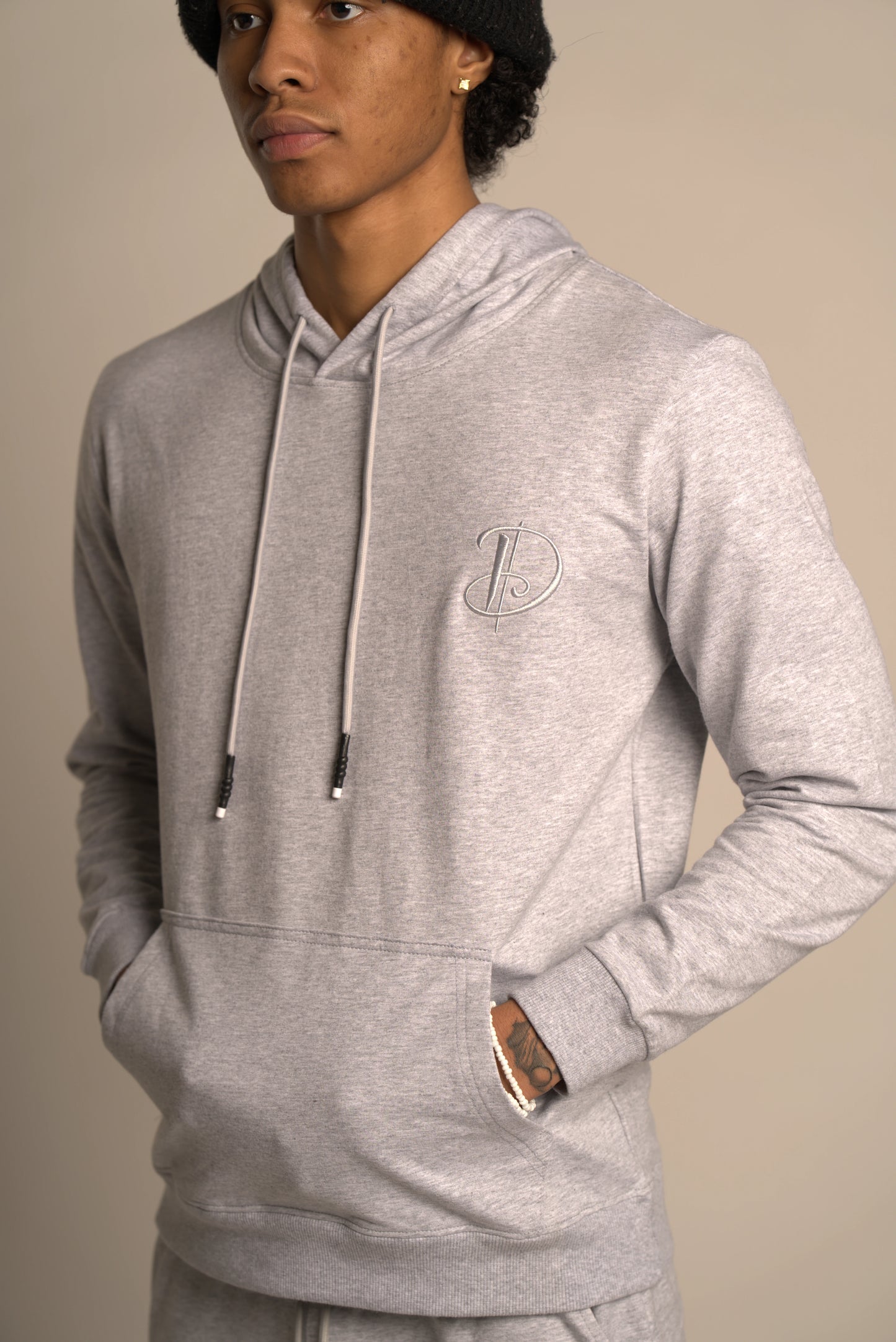 D-Hoodie